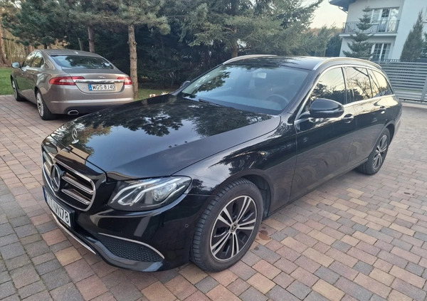 Mercedes-Benz Klasa E cena 88900 przebieg: 275000, rok produkcji 2020 z Otwock małe 466